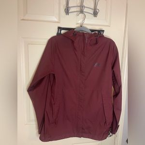 Mountain hardware raincoat